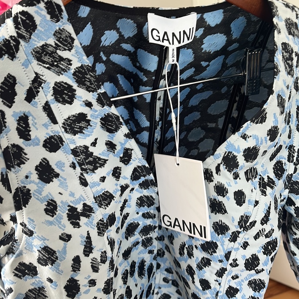 NWT Ganni Crispy Jacquard V-Neck Puff 3/4 sleeve Blue Leopard Blouse Shirt Egret - Picture 7 of 9